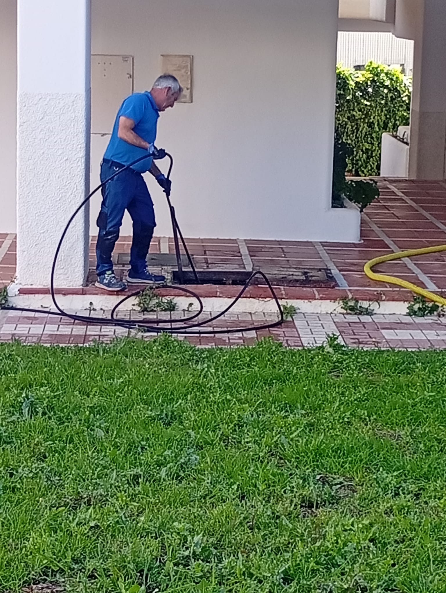 Servicio urgente 24 horas de desatascos en Marbella y alrededores